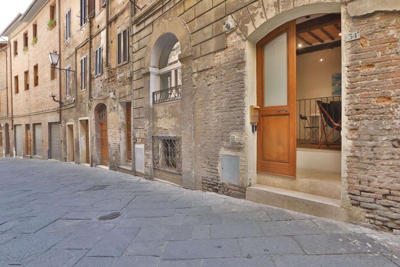 Appartamento Indipendente Vicino Piazza Del Campo Siena Exterior foto