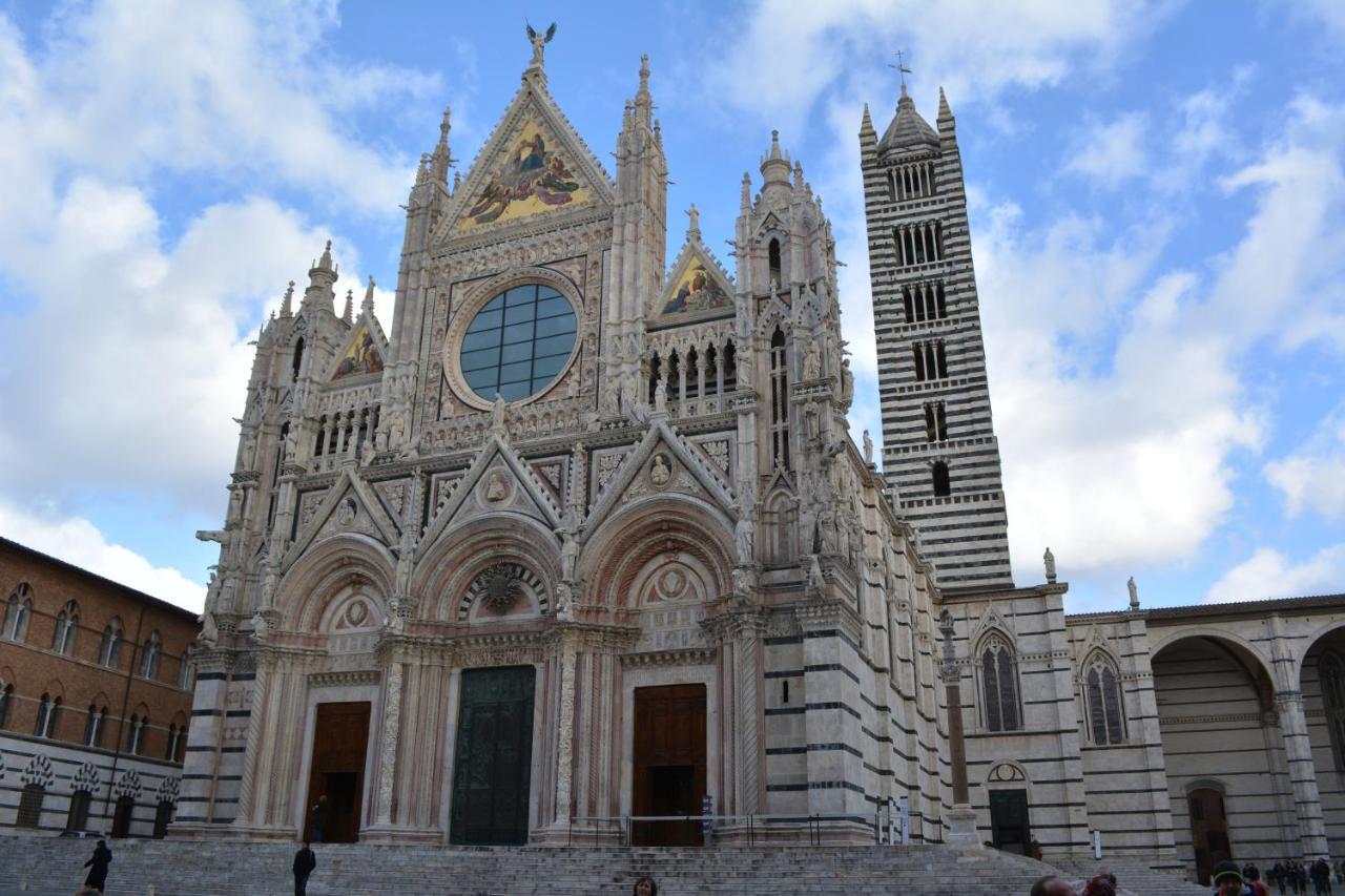 Appartamento Indipendente Vicino Piazza Del Campo Siena Exterior foto