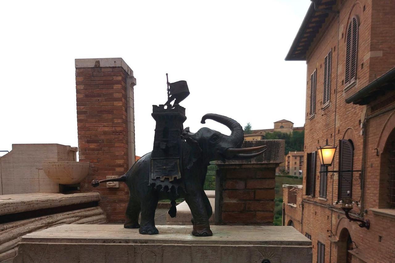 Appartamento Indipendente Vicino Piazza Del Campo Siena Exterior foto